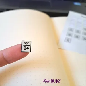 ستيكرز Daily Log تأريخ أيام أسابيع أبريل مايو مقاس 1×1 سم 12 شيت للبلانر اليومي من Egy Bujo